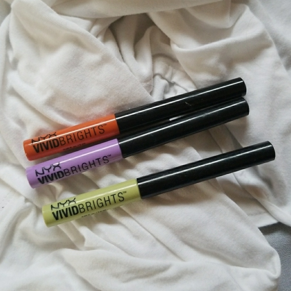 Vivid brights nyx liner